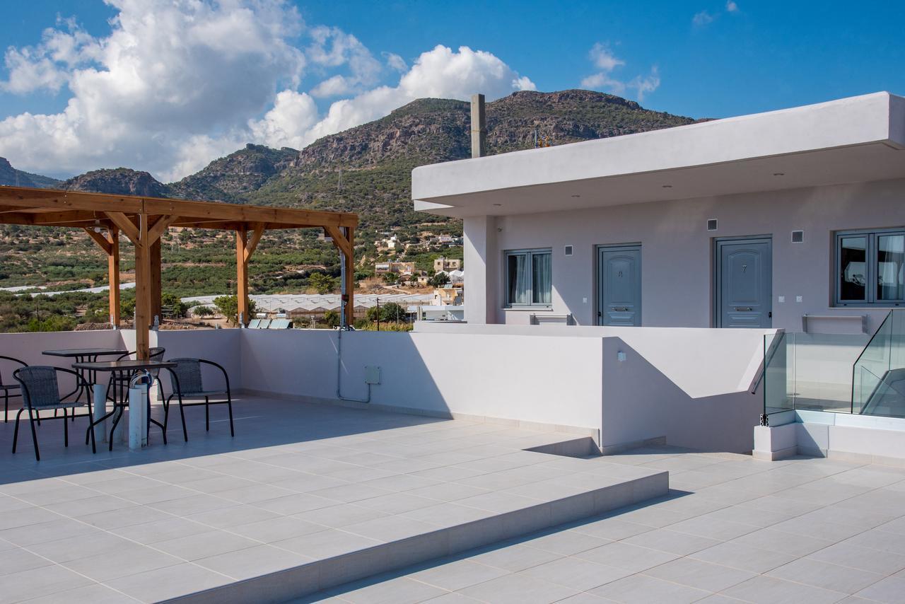 Asteri Und * Makry Gialos (Crete)